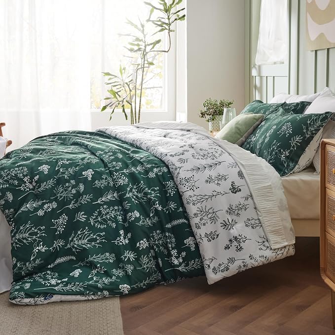 HearthStone™ Sage  Bedding Set Reversible Floral Comforter Set 3