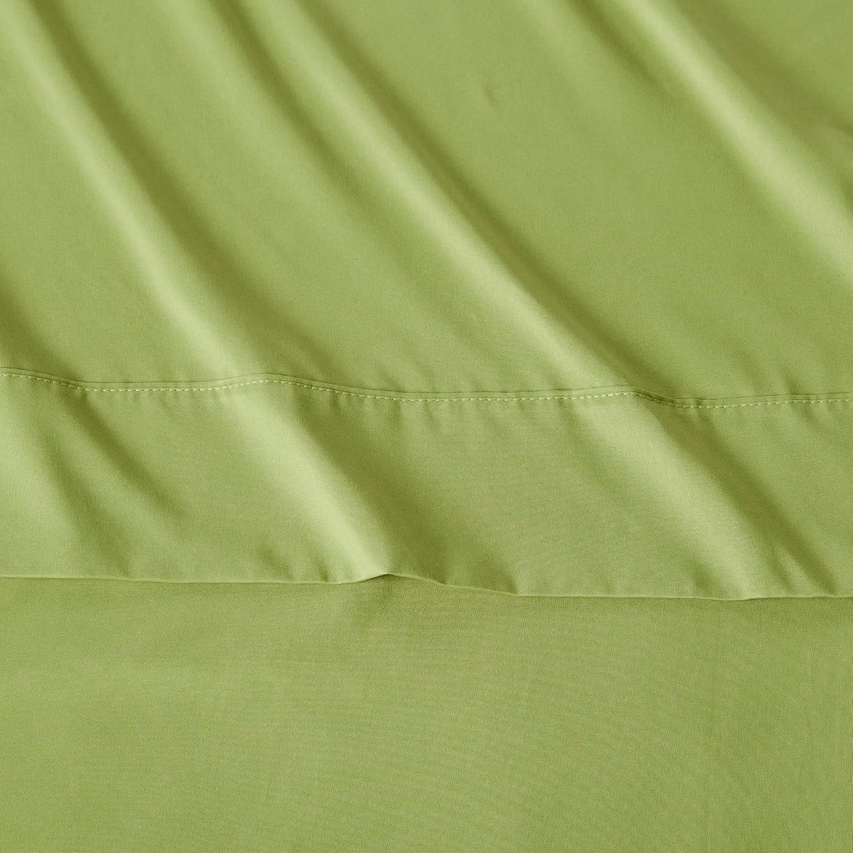 HearthStone™ Lightweight Super Soft Easy Care Wrinkle Free Microfiber 3 Piece Bed Sheet 2